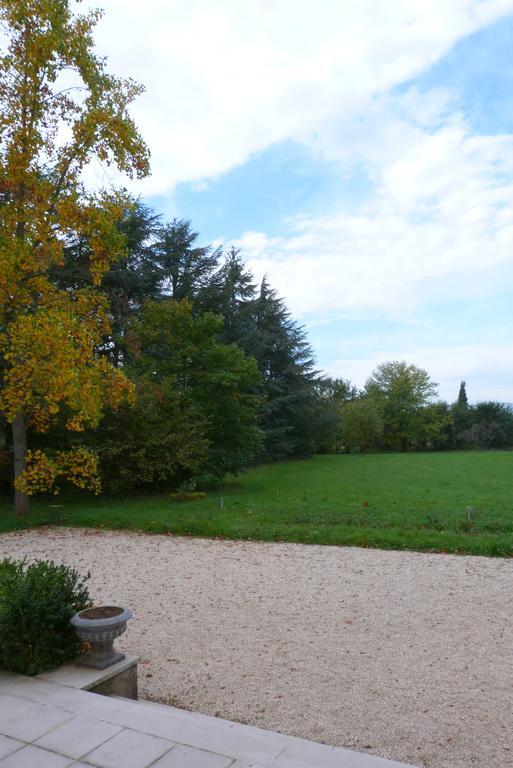 La Maison De Roussille Bed & Breakfast Francheville  Dış mekan fotoğraf